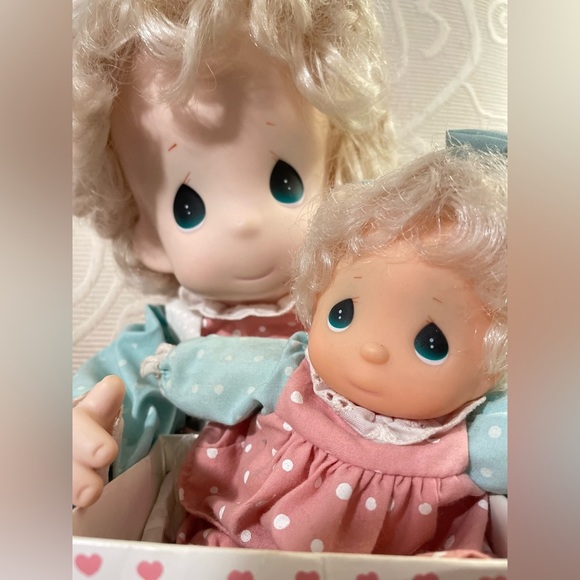 Vintage Precious Moments 16” Doll Milly and her new baby doll - Picture 4 of 9